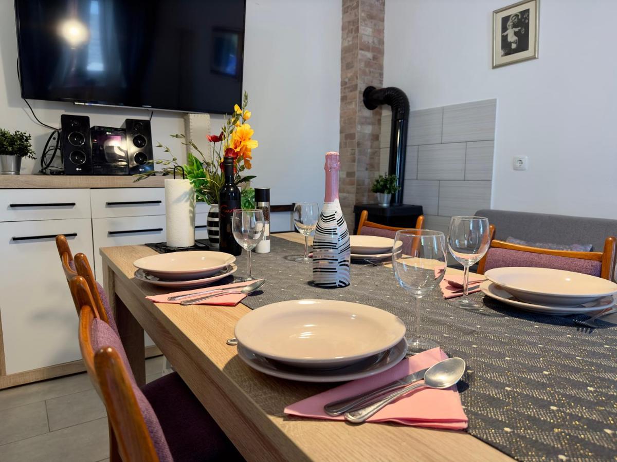 Matek Family & Studio Apartment Rovanjska Exterior foto